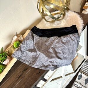 Lululemon Pace Rival MR - Women’s Tennis Skirt  Size 10 Black And Gray